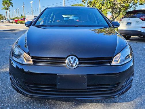 2016 Volkswagen Golf TSI S 4-Door