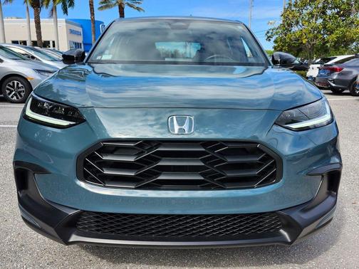 2025 Honda HR-V 2WD Sport