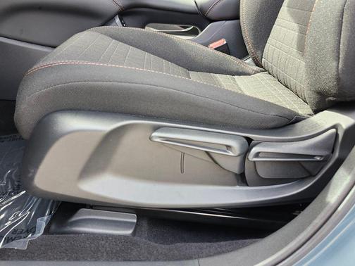 2025 Honda HR-V 2WD Sport