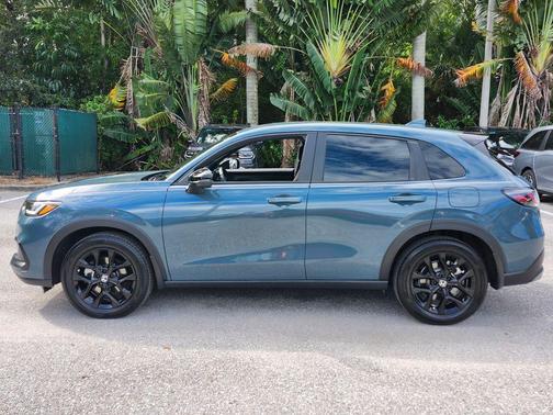 2025 Honda HR-V 2WD Sport