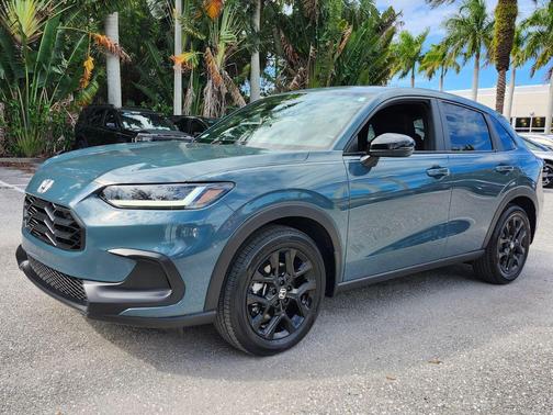 2025 Honda HR-V 2WD Sport