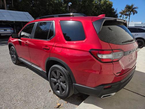 2023 Honda Pilot AWD Sport