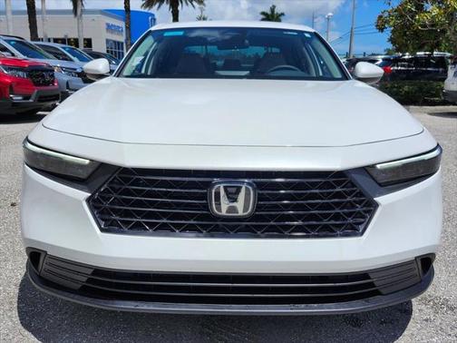 2025 Honda Accord LX 1.5T
