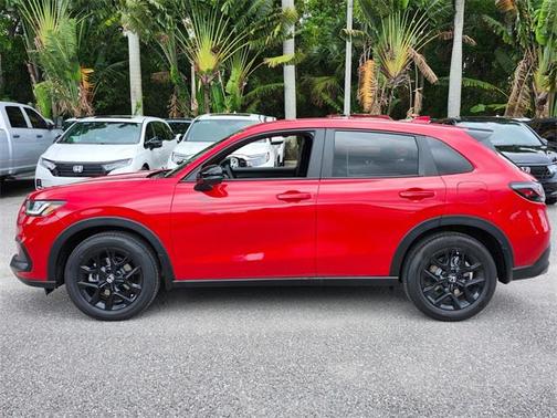 2025 Honda HR-V 2WD Sport