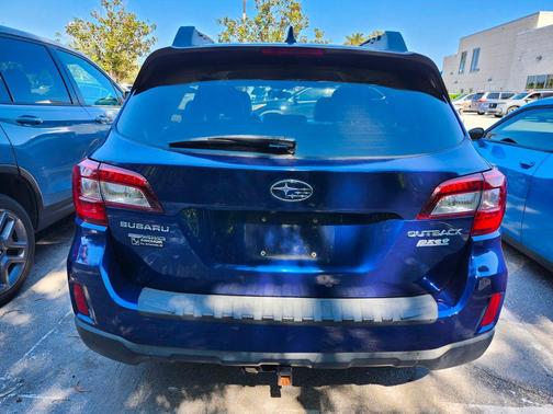 Lapis Blue Pearl 2016 Subaru Outback 2.5i Premium