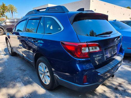Lapis Blue Pearl 2016 Subaru Outback 2.5i Premium