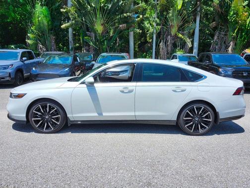 2025 Honda Accord Hybrid Touring