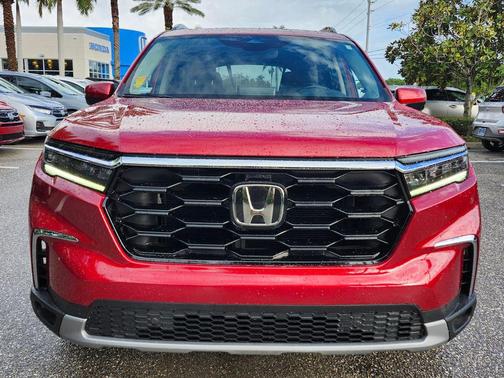 2024 Honda Pilot Touring 8-Passenger