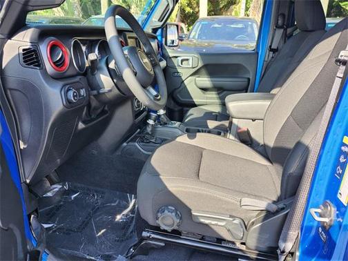 2023 Jeep Gladiator Sport S