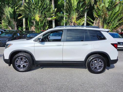 2024 Honda Passport AWD TrailSport