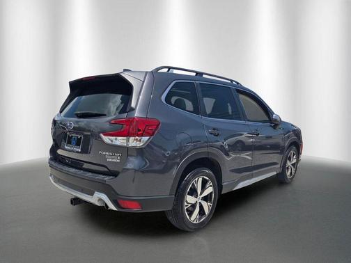 Magnetite Gray Metallic 2021 Subaru Forester Touring