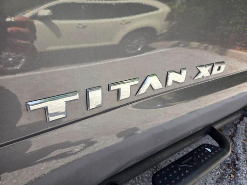 Gun Metallic 2024 Nissan Titan XD SV