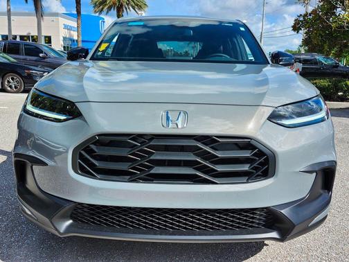 2026 Honda HR-V 2WD Sport