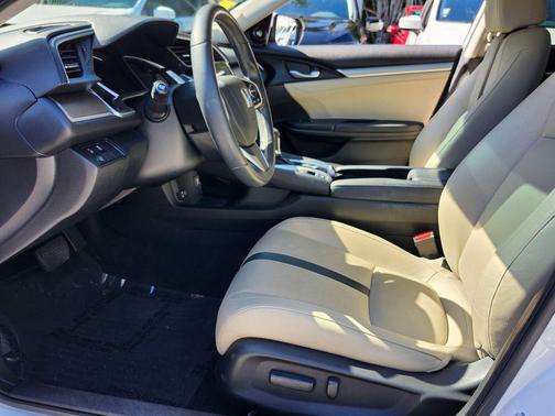 2018 Honda Civic Touring