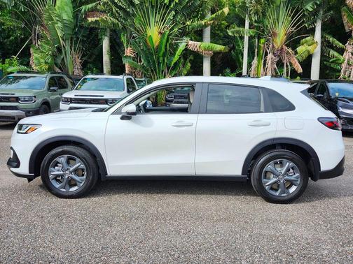 2026 Honda HR-V LX
