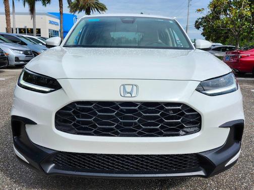 2026 Honda HR-V LX
