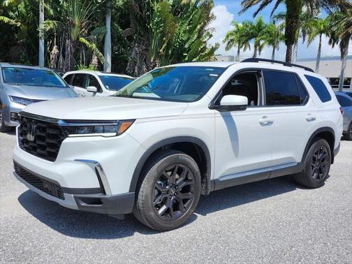 2025 Honda Pilot Touring 8-Passenger