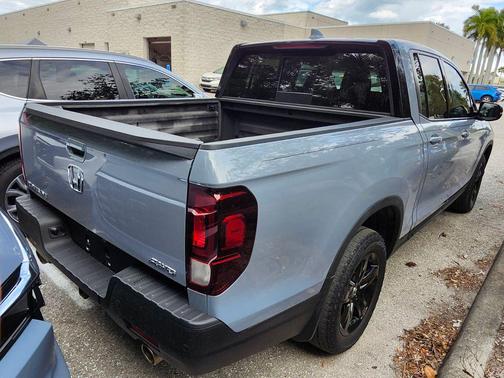 2023 Honda Ridgeline Black