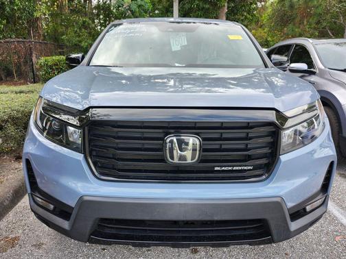 2023 Honda Ridgeline Black