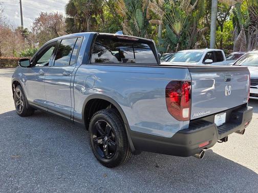 2023 Honda Ridgeline Black