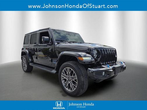 Black Clearcoat 2022 Jeep Wrangler Unlimited 4xe Sahara High Altitude