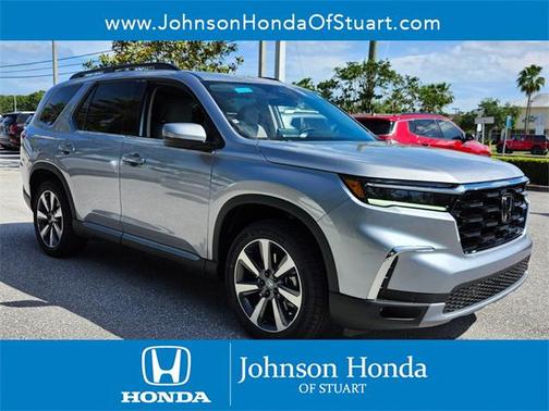 2025 Honda Pilot Touring 8-Passenger