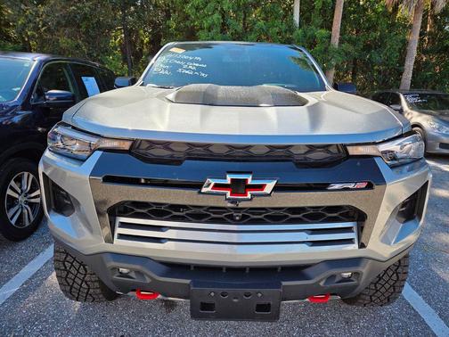 2025 Chevrolet Colorado ZR2