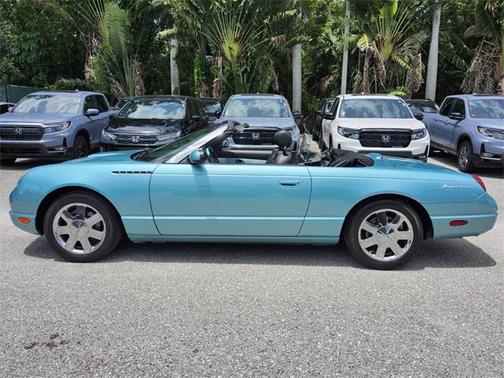 2002 Ford Thunderbird Base