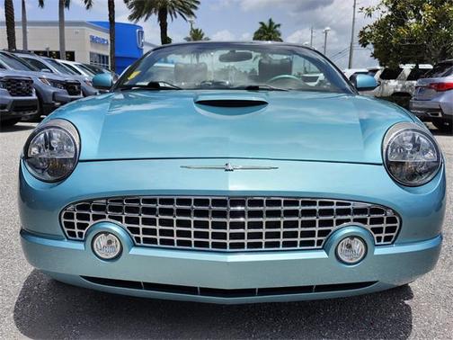 2002 Ford Thunderbird Base