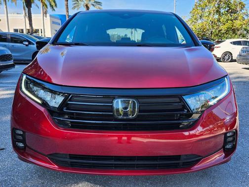 2024 Honda Odyssey Sport