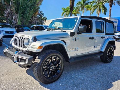 2024 Jeep Wrangler 4xe Sahara