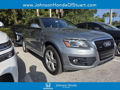 Ice Silver Metallic 2010 Audi Q5 3.2 Premium quattro