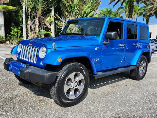 2016 Jeep Wrangler Unlimited Sahara