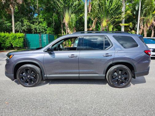 2025 Honda Pilot Black Edition