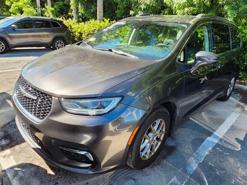 2021 Chrysler Pacifica Touring L