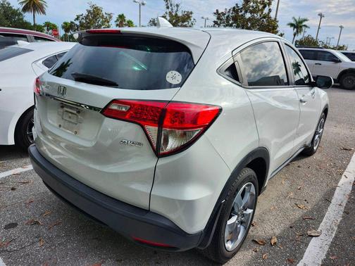 2021 Honda HR-V LX
