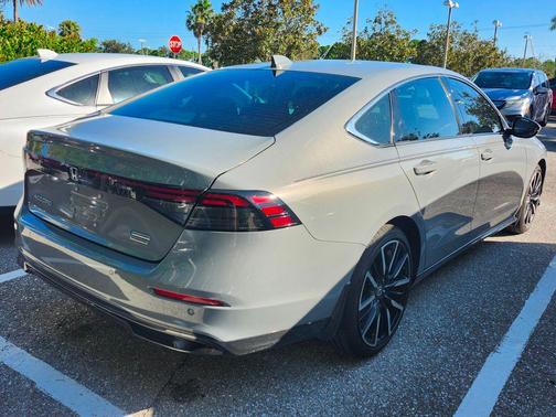 2024 Honda Accord Hybrid Touring