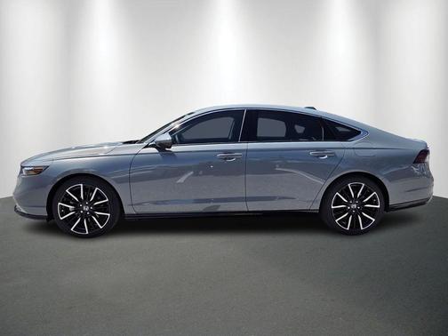 Urban Gray Pearl 2026 Honda Accord Hybrid Touring