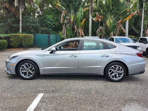 2021 Hyundai SONATA SEL