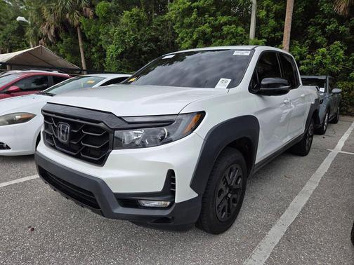 Platinum White Pearl 2023 Honda Ridgeline Black