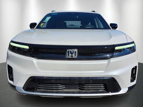 Snowfall Pearl 2025 Honda Prologue Touring