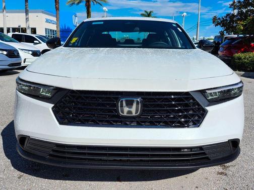 2025 Honda Accord Hybrid Base