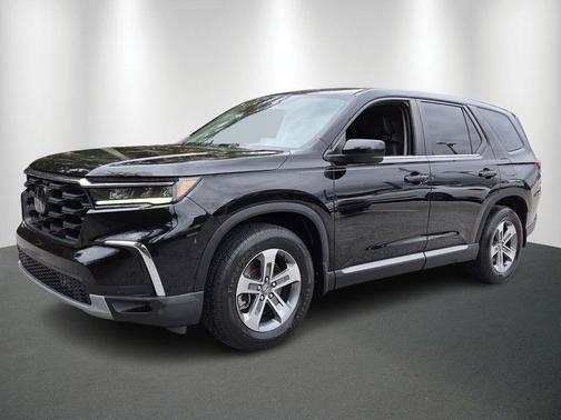 2023 Honda Pilot AWD EX-L 8 Passenger