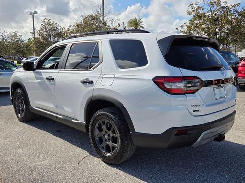 2024 Honda Pilot TrailSport