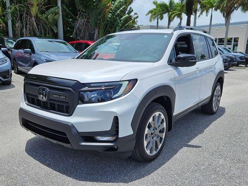 2025 Honda Passport AWD Black