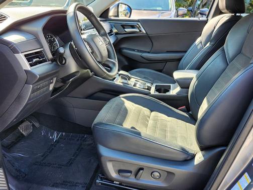 2024 Mitsubishi Outlander SE Black Edition S-AWC