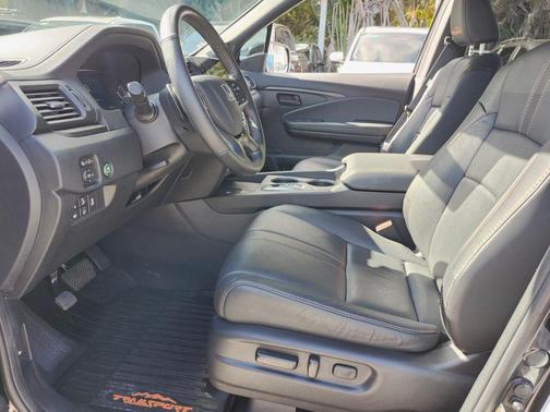 2024 Honda Passport AWD TrailSport