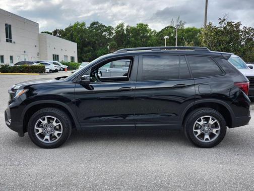 2023 Honda Passport AWD TrailSport