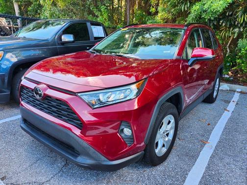 2019 Toyota RAV4 XLE