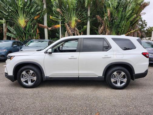 2023 Honda Pilot 2WD EX-L 8 Passenger